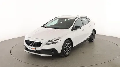 Usata Volvo V40 CC Business Edition 120 CV (88 kW) 2018 Bianco Station wagon