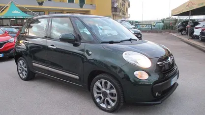 Verde Usata 2015 Fiat 500L Lounge Monovolume | 7400 € (Buon prezzo)