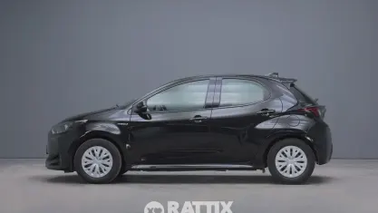 Usata Toyota Yaris Hybrid Business Edition 92 CV (67 kW) 2021 Nero Berlina
