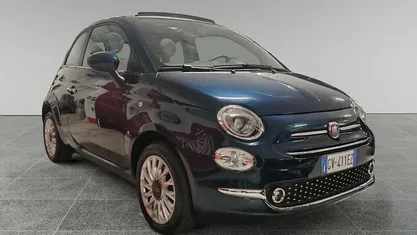 Blu/azzurro Usata 2024 Fiat 500C Dolcevita Cabrio | 16.890 € (Buon prezzo)