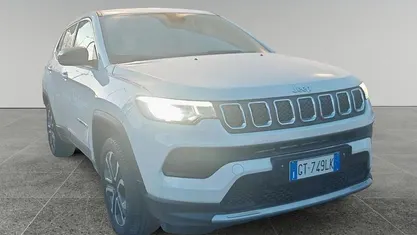 Usata 2024 Jeep Compass Altitude SUV | 28.890 € (Buon prezzo)