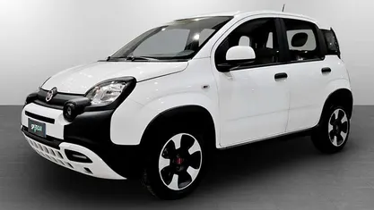 Usata 2022 Fiat Panda Cross Cross Utilitaria | 13.800 € (Buon prezzo)