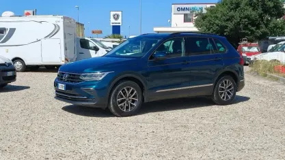 Usata VW Tiguan Life 150 CV (110 kW) 2022 Bluazzurro SUV