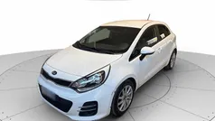 Usata 2016 Kia Rio Tre volumi | 6900 € (Buon prezzo)