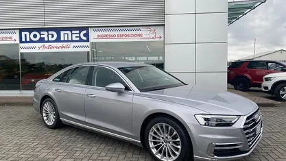 Usata Audi A8 2020 Grigio Berlina
