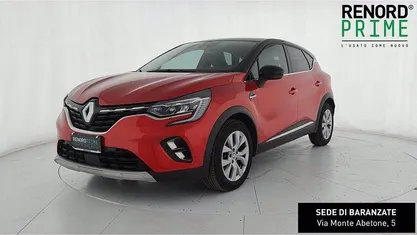 Käytetty Renault Captur Intens 143 HP (105 kW) 2022 Punainen Katumaasturi