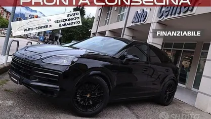 Usata Porsche Cayenne 305 CV (224 kW) 2023 SUV