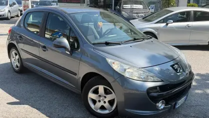 Usata Peugeot 207 Sport 73 CV (53 kW) 2009 Grigio Berlina