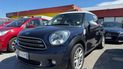 Usata Mini Cooper D Countryman 111 CV (81 kW) 2016 Bluazzurro SUV