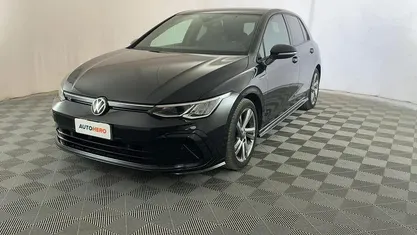 Nero Usata 2022 VW Golf VIII R-line | 20.899 € (Buon prezzo)