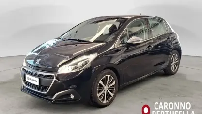 Usata Peugeot 208 Allure 100 CV (73 kW) 2016 Nero Utilitaria
