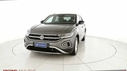 Usata VW T-Roc Style 150 CV (110 kW) 2022 Grigio SUV