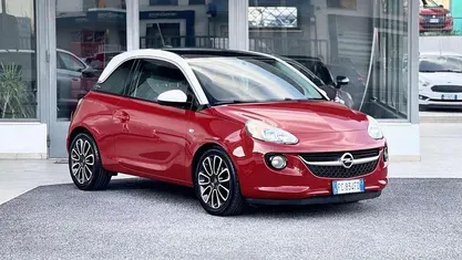 Rosso Usata 2016 Opel Adam Due volumi | 7400 € (Buon prezzo)
