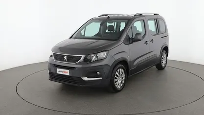 Usata Peugeot Rifter Active 102 CV (75 kW) 2019 Grigio Monovolume