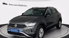 Grigio indyum/tetto nero Usata 2024 VW T-Roc Life SUV | 26.900 € (Buon prezzo)