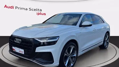 Bianco carrara Usata 2023 Audi Q8 Sport SUV | 70.900 € (Buon prezzo)