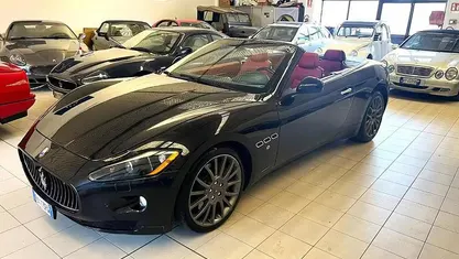 Usata Maserati GranCabrio 439 CV (322 kW) 2011 Nero Cabrio