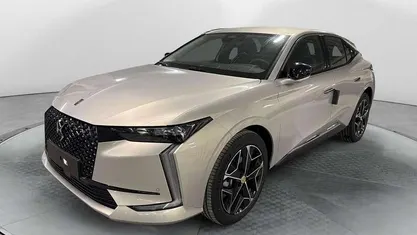 Usata 2025 DS Automobiles DS4 Tre volumi | 32.900 € (Buon prezzo)