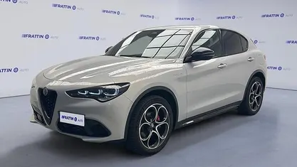 Usata 2024 Alfa Romeo Stelvio Veloce SUV | 41.790 € (Buon prezzo)