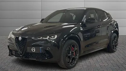 Usata Alfa Romeo Stelvio Quadrifoglio 520 CV (382 kW) 2023 SUV