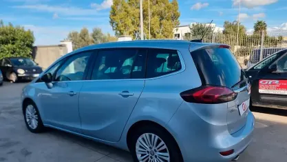 Usata Opel Zafira Tourer 131 CV (96 kW) 2016 Bluazzurro Monovolume