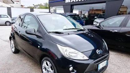 Usata Ford Ka Titanium 69 CV (50 kW) 2010 Nero Utilitaria