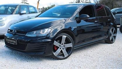 Käytetty VW Golf VII GTD 184 HP (135 kW) 2015 Musta Sedan