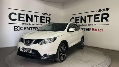 Bianco Usata 2017 Nissan Qashqai Tekna SUV | 15.900 € (Buon prezzo)