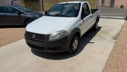 Usata Fiat Strada 95 CV (69 kW) 2013 Bianco Pick-up