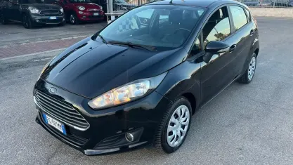 Usata Ford Fiesta Titanium 95 CV (69 kW) 2016 Nero Utilitaria