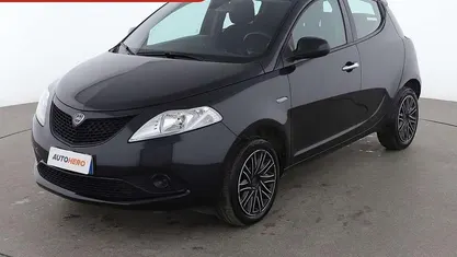 Nero Usata 2020 Lancia Ypsilon Gold Due volumi | 10.299 € (Buon prezzo)