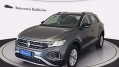 Grigio indyum/tetto nero Usata 2023 VW T-Roc Life SUV | 25.900 € (Buon prezzo)