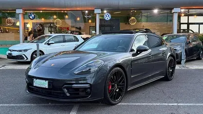 Usata Porsche Panamera Sport Turismo 480 CV (353 kW) 2021 Grigio Berlina
