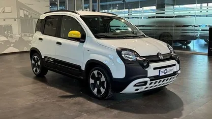 Nero Usata 2025 Fiat Panda Cross Cross Due volumi | 12.950 € (Buon prezzo)