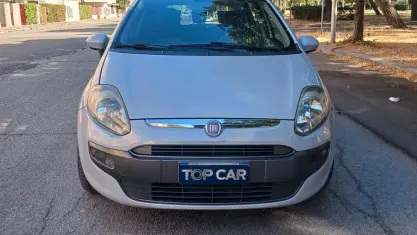 Usata Fiat Punto Evo Emotion 90 CV (66 kW) 2010 Argento Utilitaria