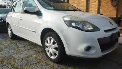 Usata Renault Clio 103 CV (75 kW) 2012 Bianco Station wagon
