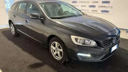 Usata Volvo V60 Kinetic 116 CV (85 kW) 2015 Station wagon