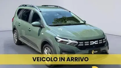 Usata Dacia Jogger Expression 101 CV (74 kW) 2023 Verde Monovolume