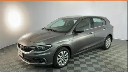 Usata Fiat Tipo Business 120 CV (88 kW) 2018 Grigio Berlina