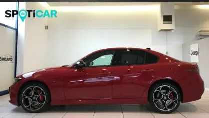 Usata Alfa Romeo Giulia Sprint 280 CV (205 kW) 2024 Rosso Berlina