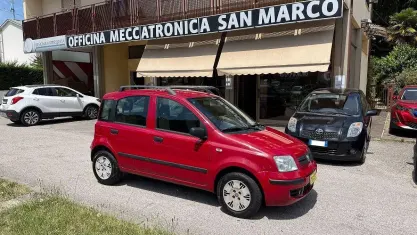 Usata Fiat Panda Dynamic 60 CV (44 kW) 2008 Rosso Utilitaria
