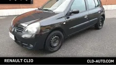 Nero Usata 2009 Renault Clio II Tre volumi | 2900 € (Buon prezzo)