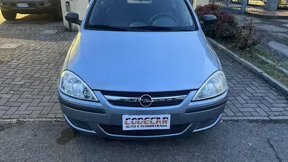 Usata Opel Corsa Club 60 CV (44 kW) 2006 Utilitaria