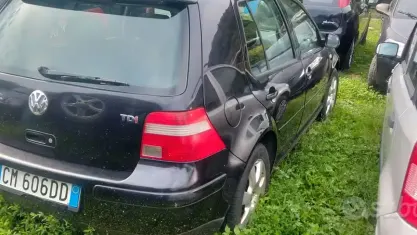 Usata VW Golf IV Trendline 105 CV (77 kW) 2004 Nero Berlina