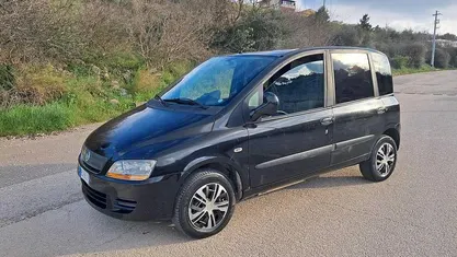 Usata Fiat Multipla Dynamic 103 CV (75 kW) 2011 Nero Monovolume