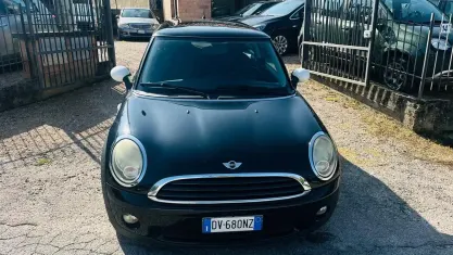 Usata Mini ONE 75 CV (55 kW) 2009 Blu Utilitaria