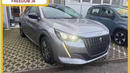 Grigio Usata 2022 Peugeot 208 Active Utilitaria | 11.490 € (Ottimo prezzo)