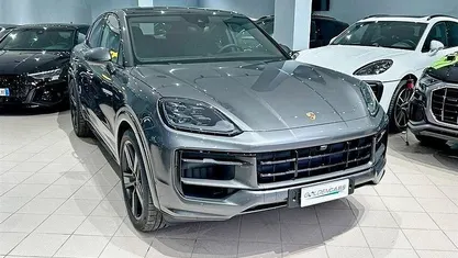 Usata Porsche Cayenne 353 CV (259 kW) 2025 SUV