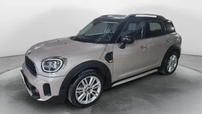 Käytetty Mini Cooper Countryman Classic 136 HP (100 kW) 2022 Punainen Katumaasturi