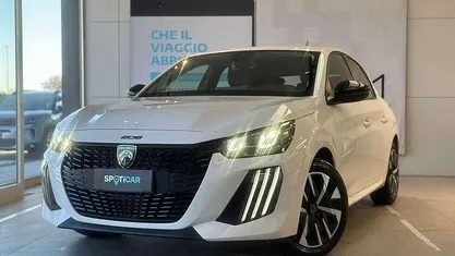Usata Peugeot 208 Style 75 CV (55 kW) 2024 Utilitaria